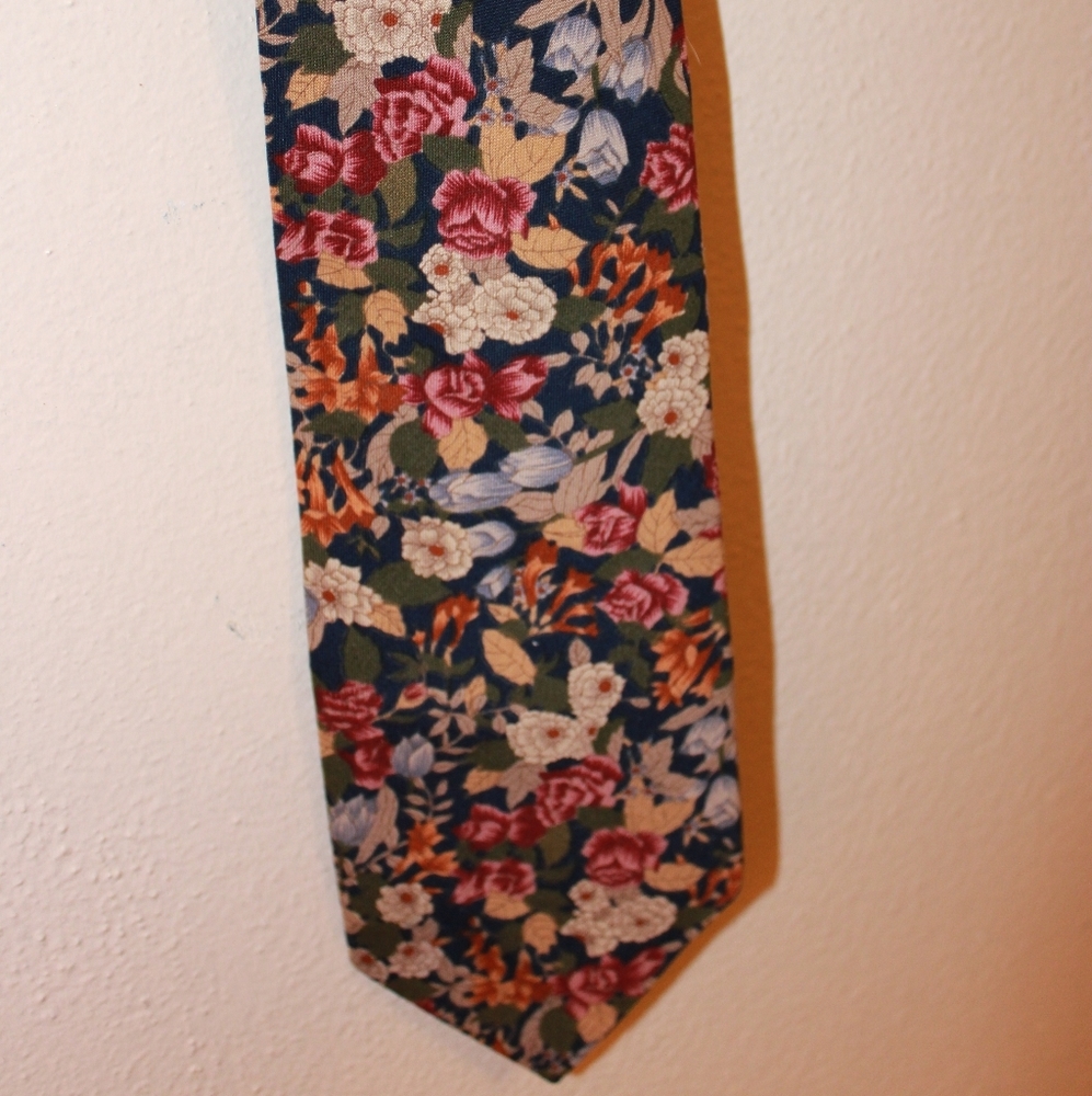 Floral Tie